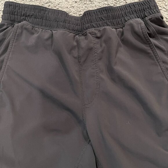 LULULEMON Men's Shorts - Charcoal Gray - Pull On - Unlined -  28"X10" - Picture 5 of 9